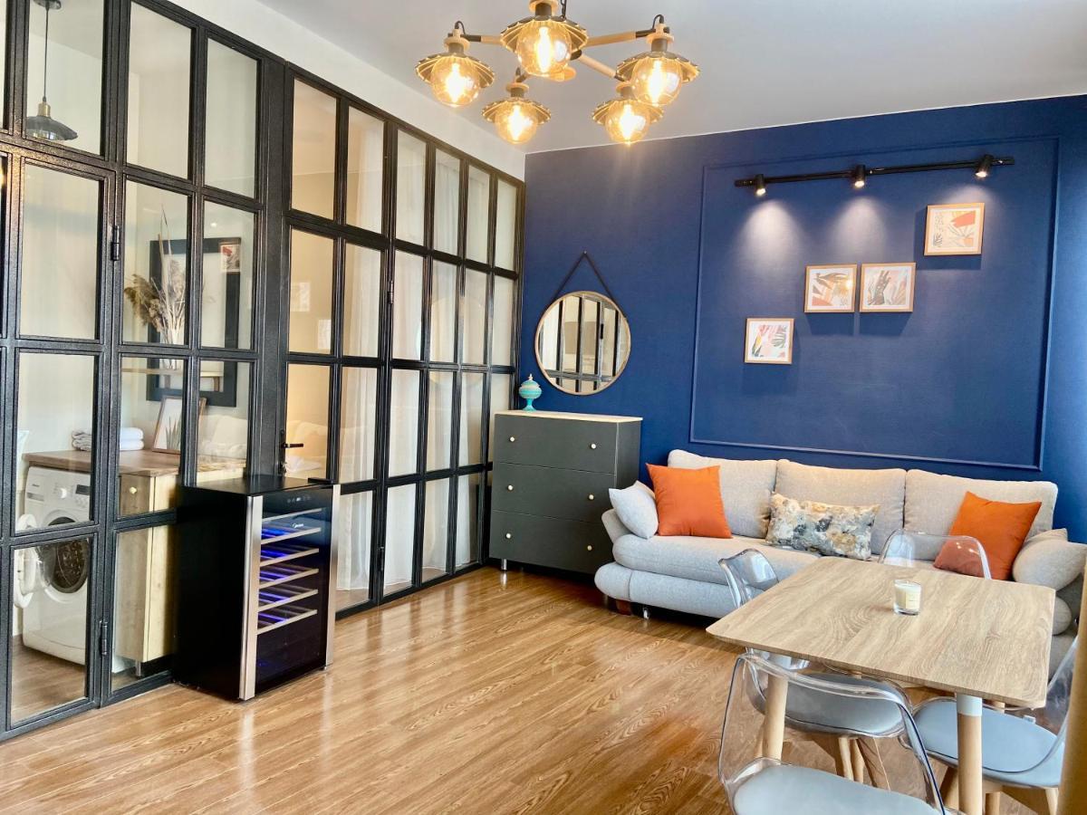 Luxury Apartment In Old Tbilisi With Terrace Экстерьер фото