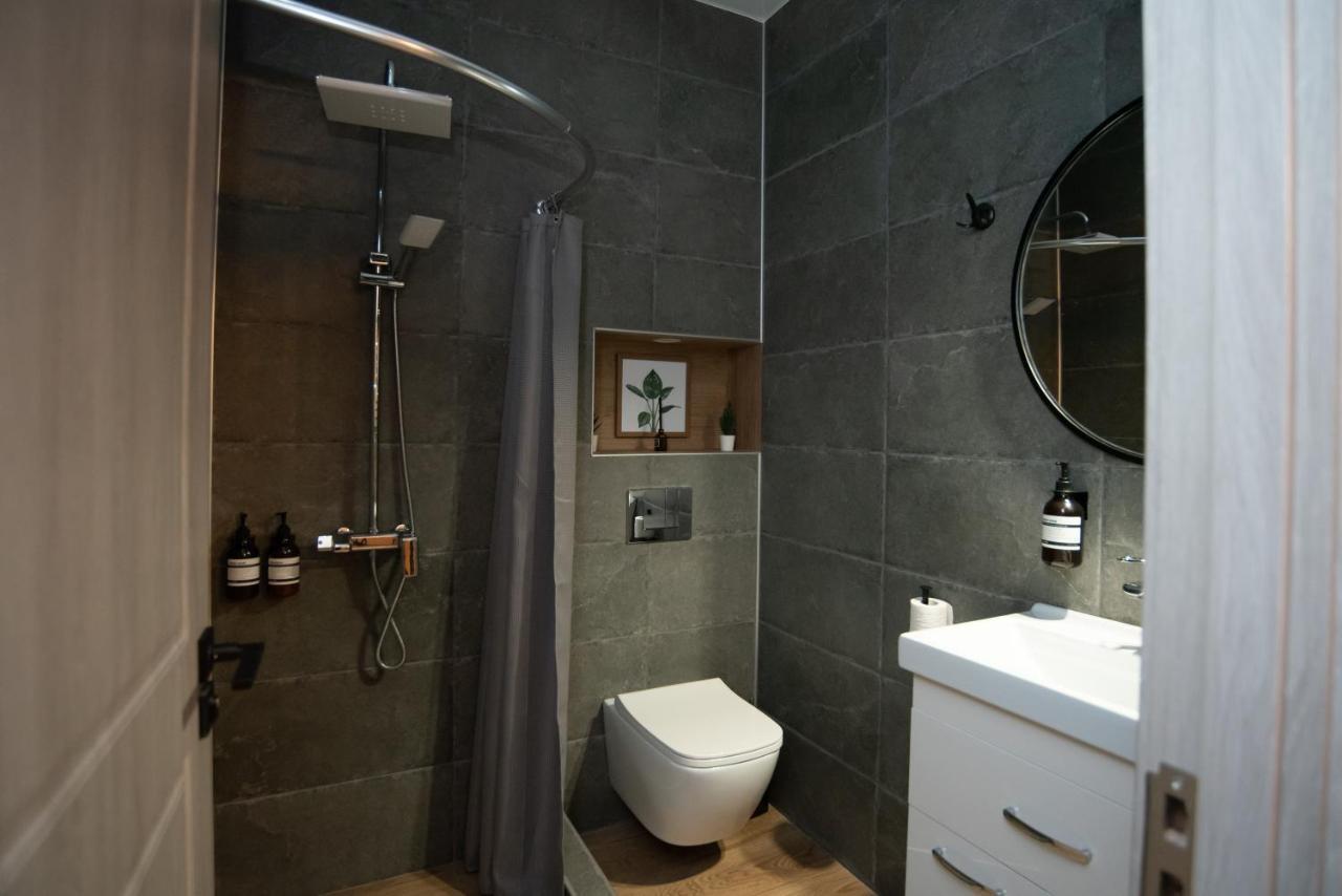 Luxury Apartment In Old Tbilisi With Terrace Экстерьер фото