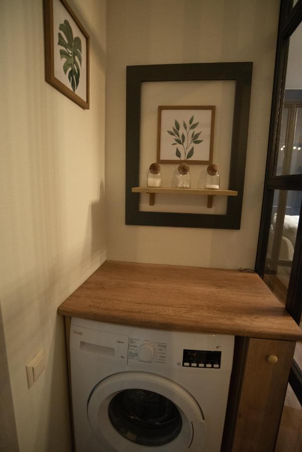 Luxury Apartment In Old Tbilisi With Terrace Экстерьер фото