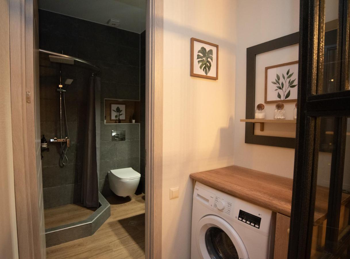 Luxury Apartment In Old Tbilisi With Terrace Экстерьер фото