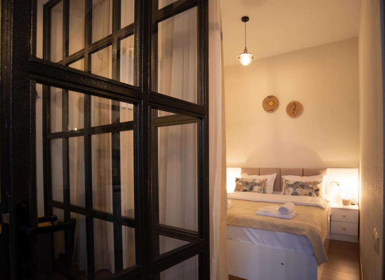 Luxury Apartment In Old Tbilisi With Terrace Экстерьер фото
