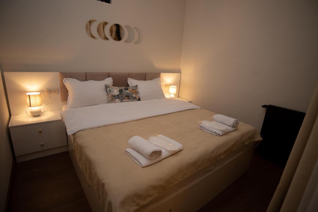 Luxury Apartment In Old Tbilisi With Terrace Экстерьер фото
