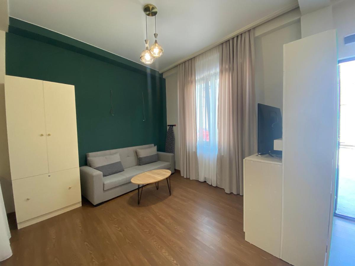 Luxury Apartment In Old Tbilisi With Terrace Экстерьер фото