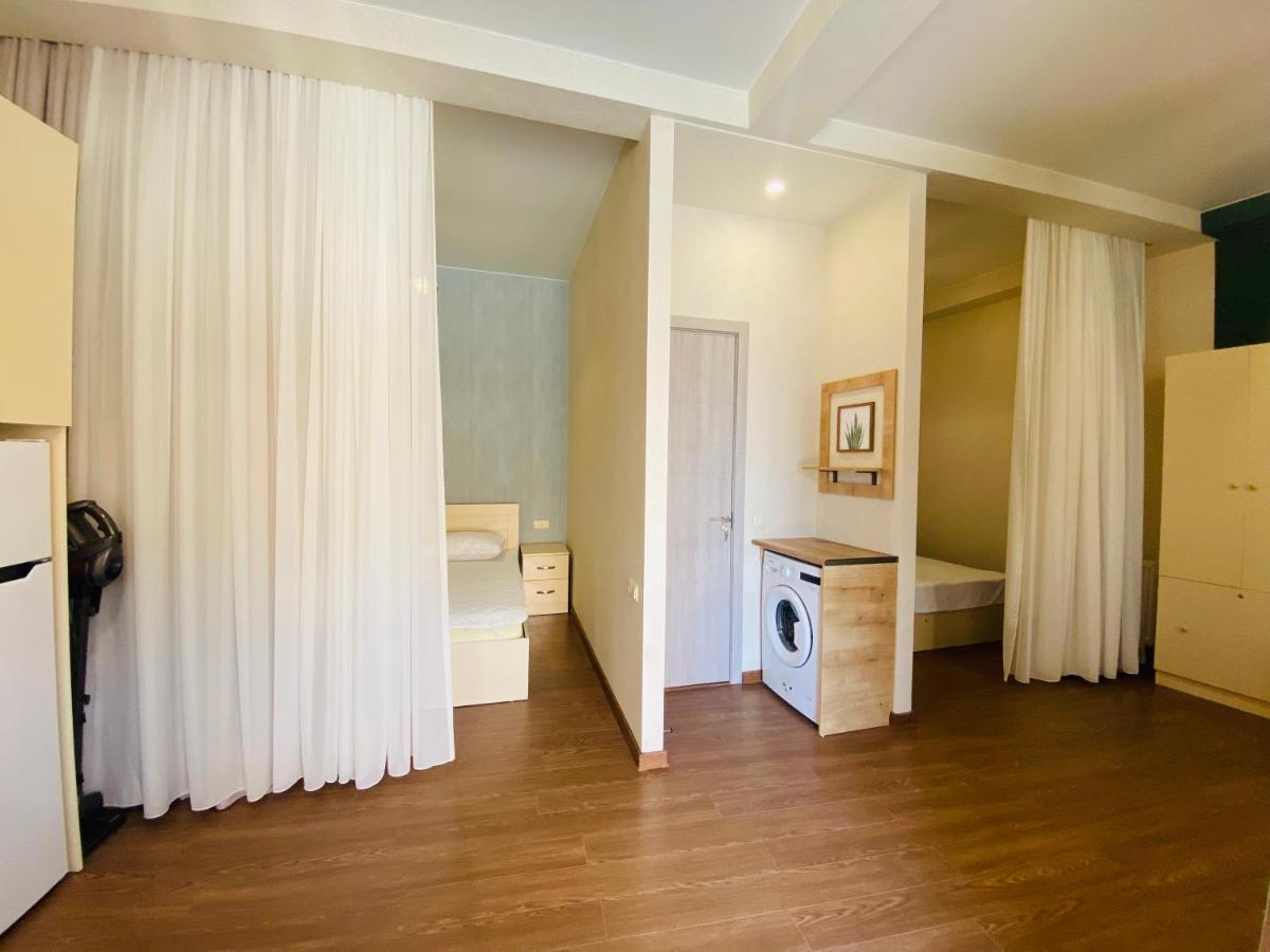 Luxury Apartment In Old Tbilisi With Terrace Экстерьер фото